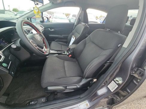 Used 2015 Honda Civic SE image 7
