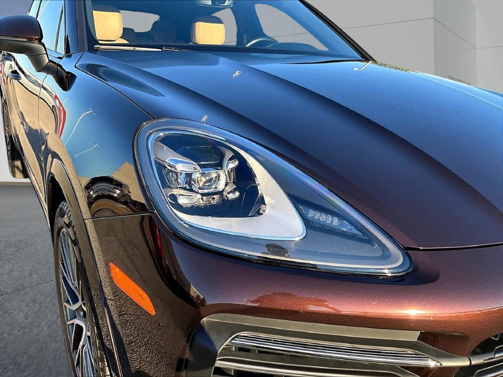 Used 2022 Porsche Cayenne Platinum Edition AWD/4WD image 12
