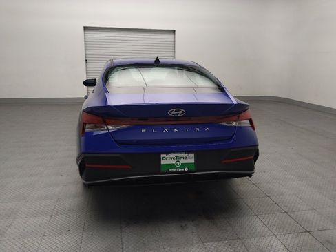 Used 2024 Hyundai Elantra SEL FWD image 6