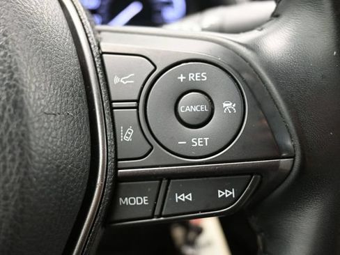 Used 2022 Toyota Camry SE FWD image 28