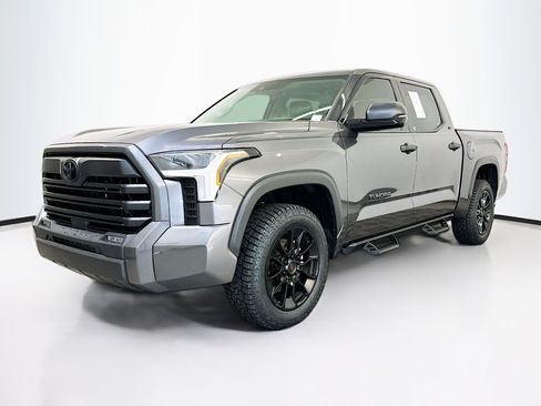 Used 2023 Toyota Tundra SR5 w/ SR5 Convenience Package image 3
