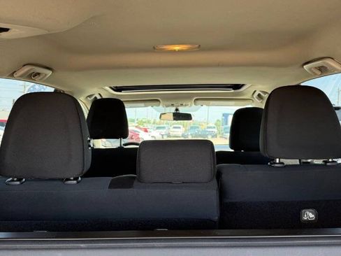 Used 2013 Toyota RAV4 XLE AWD/4WD image 19