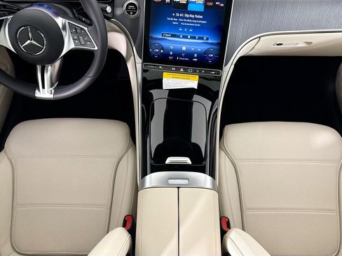 Certified 2026 Mercedes-Benz GLC 300 image 36