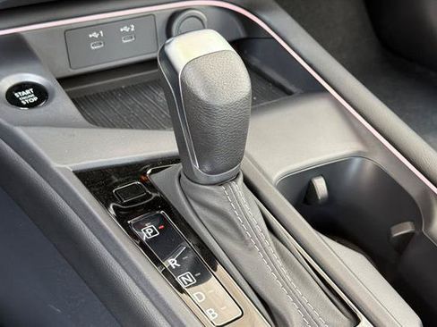 New 2026 Nissan Sentra SV w/ SV Convenience Package FWD image 22