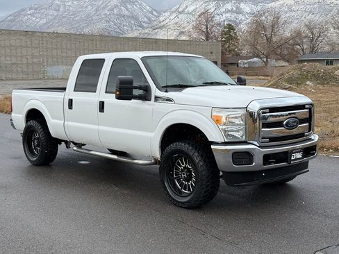 Used 2012 Ford F250 XLT AWD/4WD image 2