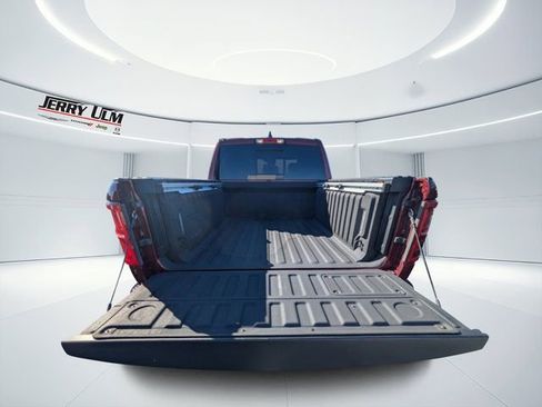 Used 2025 RAM 1500 Limited image 4