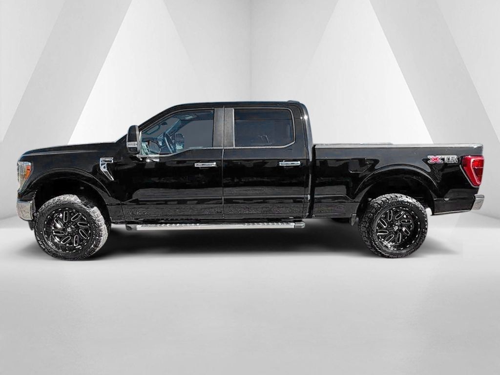 Used 2022 Ford F150 XLT w/ XTR Package AWD/4WD image 4