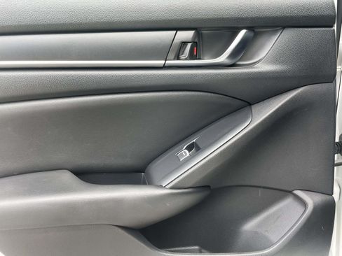 Used 2020 Honda Accord Sport image 12