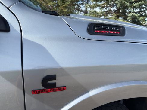 Used 2022 RAM 2500 Limited image 7