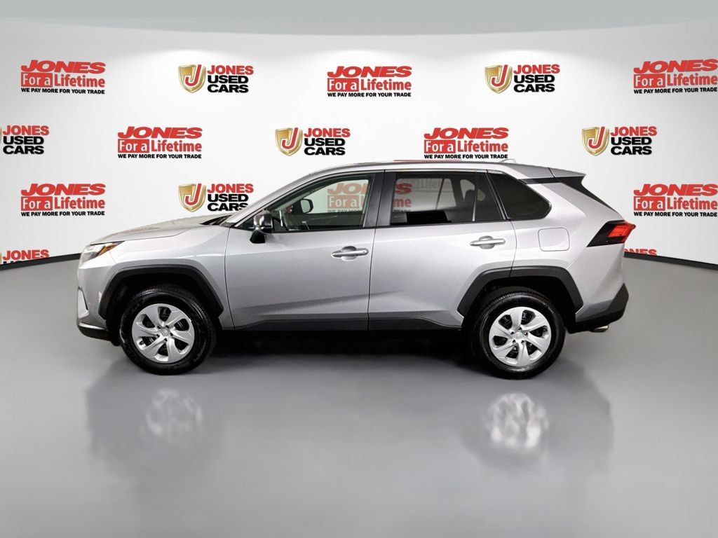 Certified 2025 Toyota RAV4 LE AWD/4WD image 14