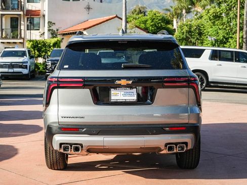 New 2027 Chevrolet Traverse LT w/ Driver Confidence Package FWD image 5