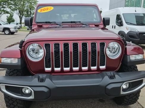 Used 2022 Jeep Gladiator Overland w/ Cold Weather Group AWD/4WD image 31