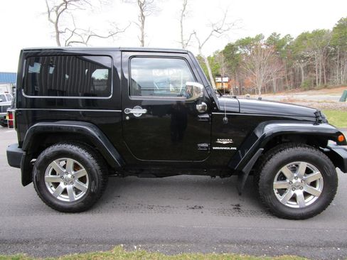 Used 2012 Jeep Wrangler Sahara w/ Dual Top Group image 5