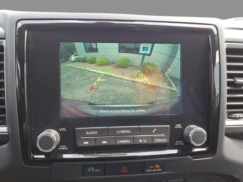 Certified 2024 Nissan Frontier SV w/ SV Convenience Package RWD image 28