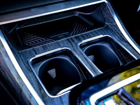 New 2025 BMW 760i xDrive w/ Executive Package image 21