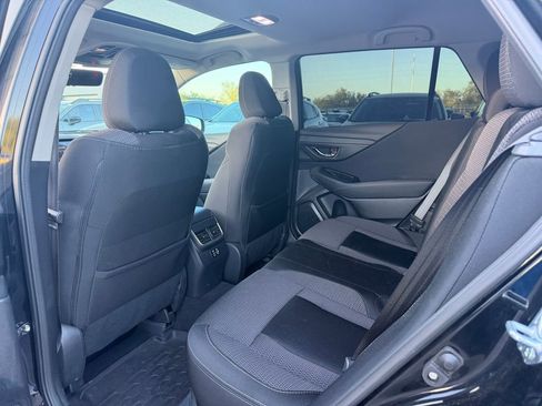 Used 2024 Subaru Outback Premium w/ Popular Package #1A AWD/4WD image 6