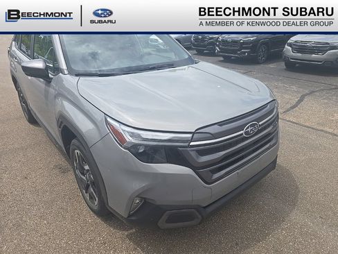 Used 2025 Subaru Forester Limited w/ Popular Package #1 AWD/4WD image 1