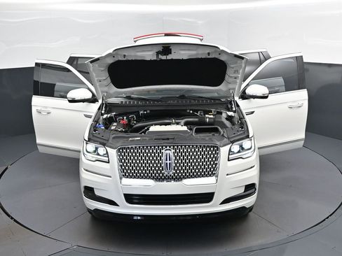 Used 2024 Lincoln Navigator Reserve AWD/4WD image 50