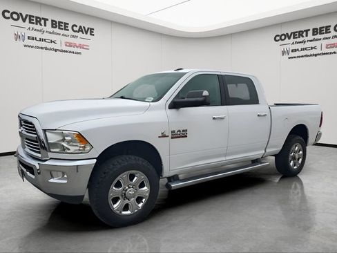 Used 2018 RAM 3500 Lone Star image 3