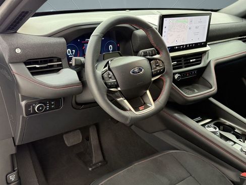 Certified 2025 Ford Explorer ST image 4