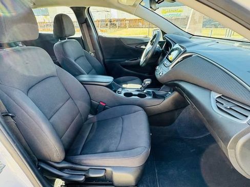 Used 2023 Chevrolet Malibu LT image 21