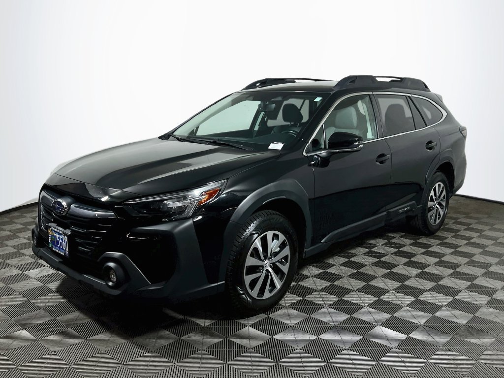 Used 2024 Subaru Outback Premium AWD/4WD image 3