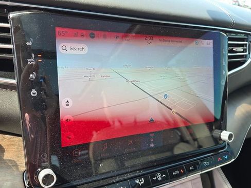 Used 2023 Jeep Grand Wagoneer 4WD w/ Flexible Seating Group image 21