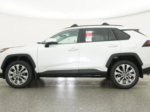 New 2025 Toyota RAV4 Limited image 19
