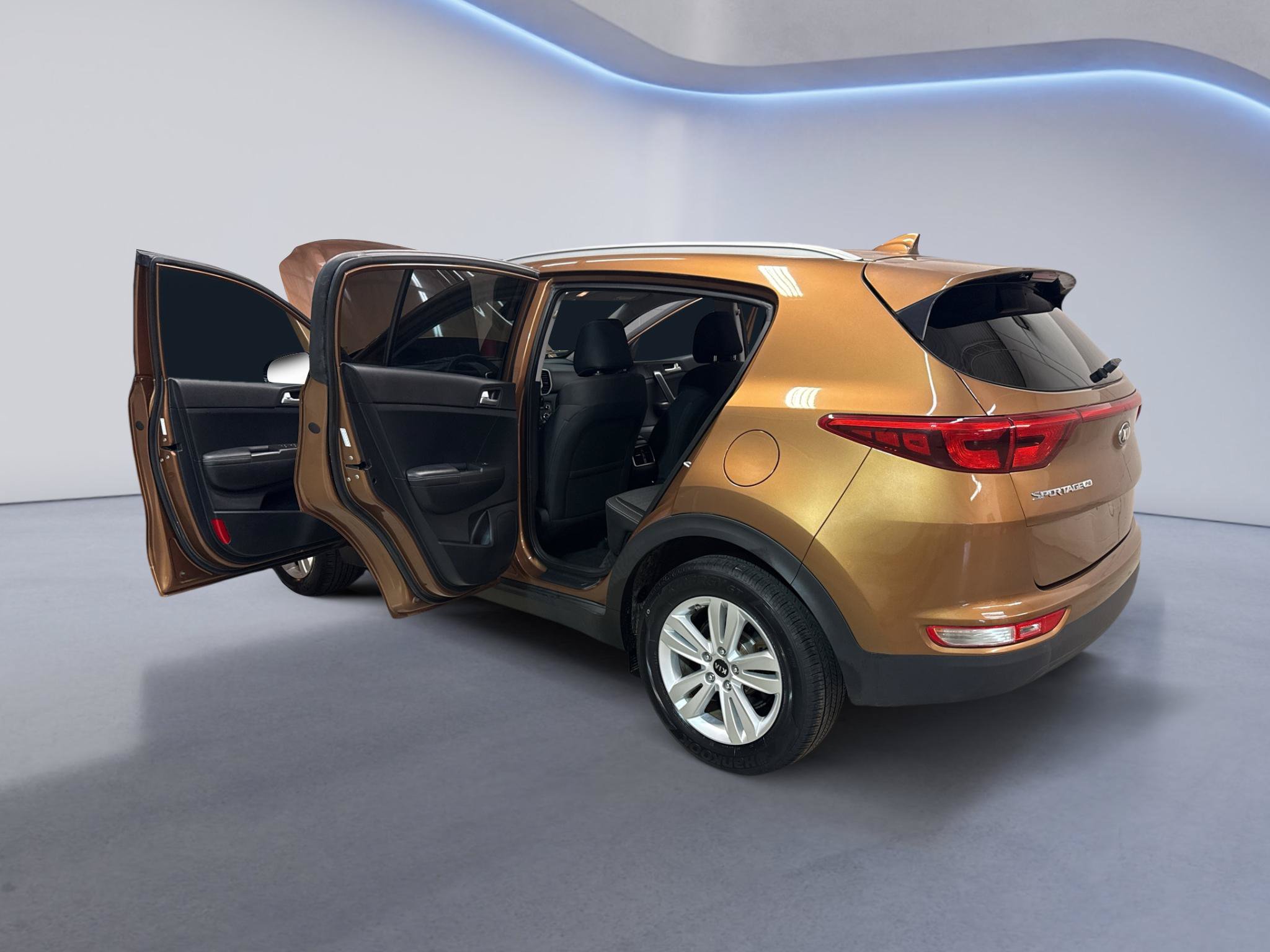 Used 2018 Kia Sportage LX w/ LX Technology Package FWD image 12