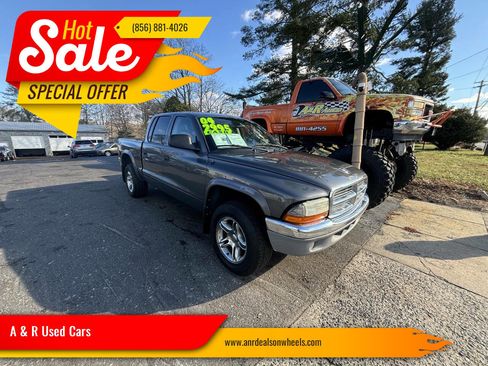 Used 2004 Dodge Dakota SLT w/ Chrome Appearance Group image 1