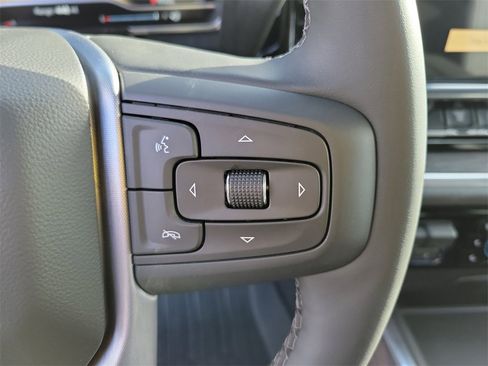 New 2025 GMC Sierra 3500 SLT w/ SLT Premium Package image 28