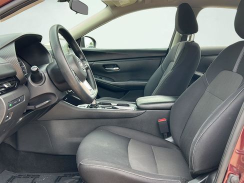 Used 2024 Nissan Sentra SV FWD image 6