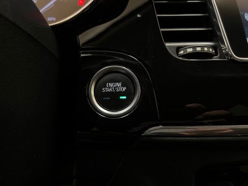Used 2020 Buick Encore Preferred FWD image 27