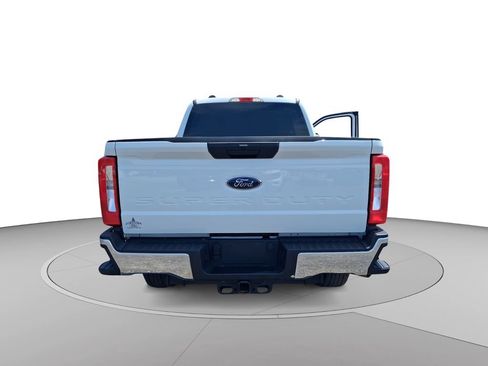 Used 2025 Ford F250 XLT w/ Snow Plow Prep Package AWD/4WD image 43