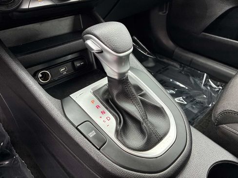 Used 2023 Kia Forte LXS FWD image 27