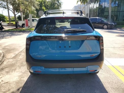 Certified 2025 Nissan Kicks SR FWD image 5
