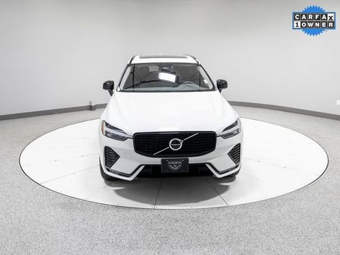 Used 2025 Volvo XC60 B5 Core image 26