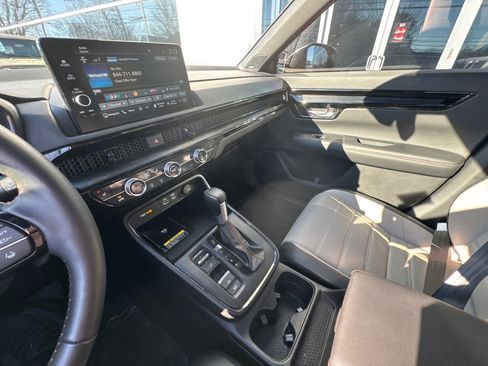 Used 2024 Honda CR-V Sport Touring image 26