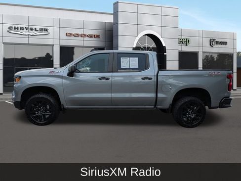 Used 2024 Chevrolet Silverado 1500 Custom Trail Boss w/ LPO, Dark Essentials Package AWD/4WD image 8
