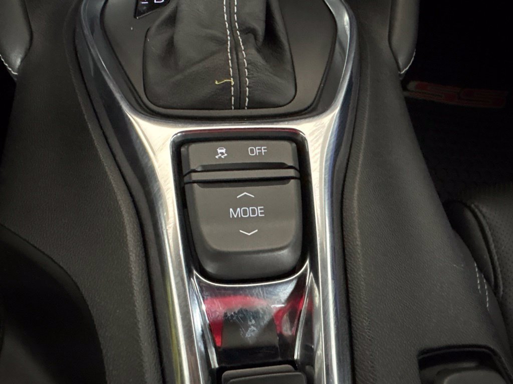 Used 2020 Chevrolet Camaro SS RWD image 15