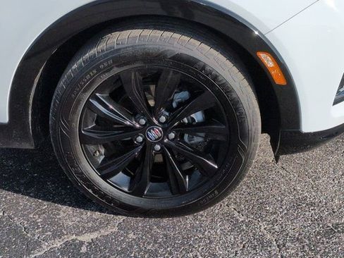 Used 2025 Buick Envista Sport Touring FWD image 10