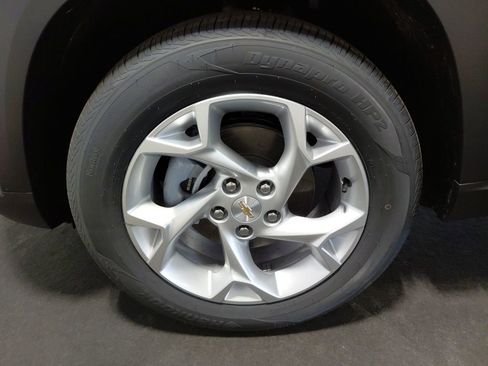 New 2026 Chevrolet Trax LS w/ LS Convenience Package FWD image 30