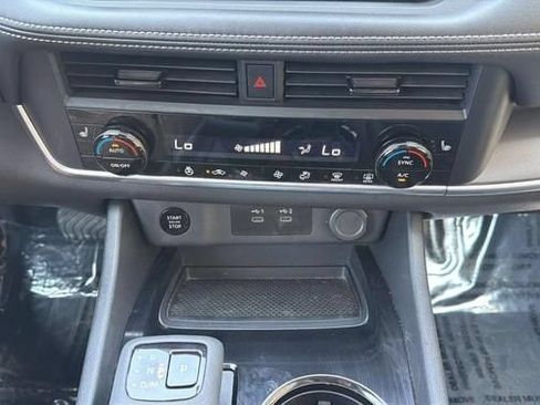 Used 2026 Nissan Rogue Dark Armor AWD/4WD image 17