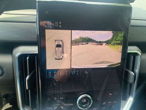 New 2026 GMC Acadia Elevation image 28