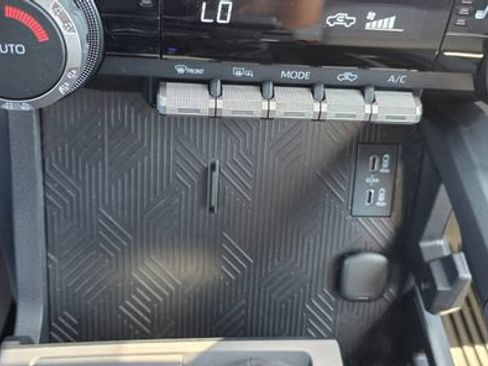 Used 2025 Toyota Tacoma TRD Off-Road AWD/4WD image 22