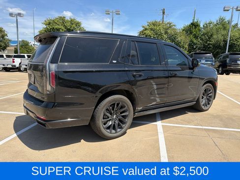 Used 2023 Cadillac Escalade Sport Platinum w/ LPO, ONYX Package AWD/4WD image 4