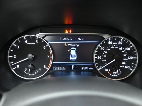 Used 2024 Nissan Altima 2.5 SV image 7