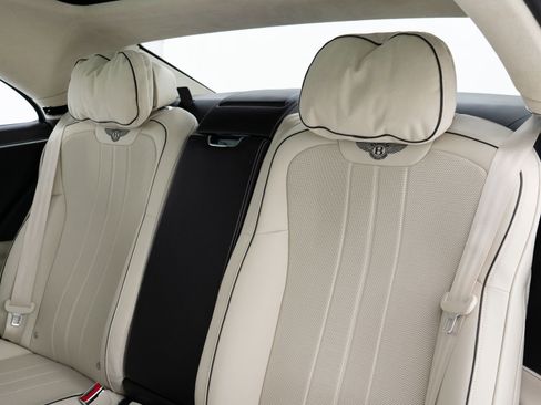 Used 2021 Bentley Flying Spur W12 AWD/4WD image 25