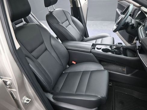Used 2021 Nissan Rogue SL AWD/4WD image 34