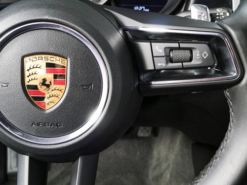Certified 2022 Porsche Macan GTS AWD/4WD image 11